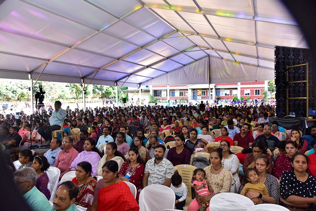 imgi_16_annual-day2415