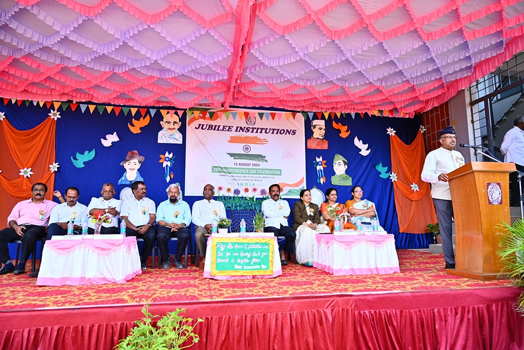 imgi_19_independence-day2418