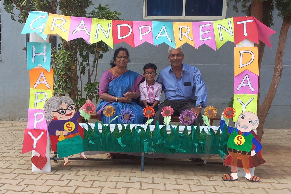 imgi_26_grandparentsday2425