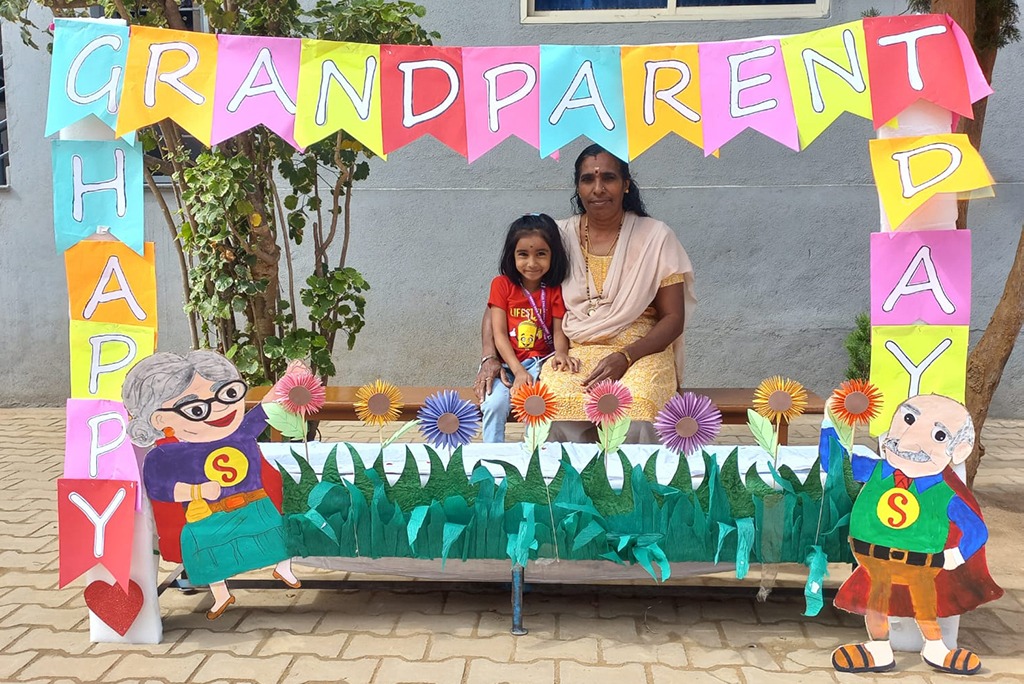 imgi_28_grandparentsday2427