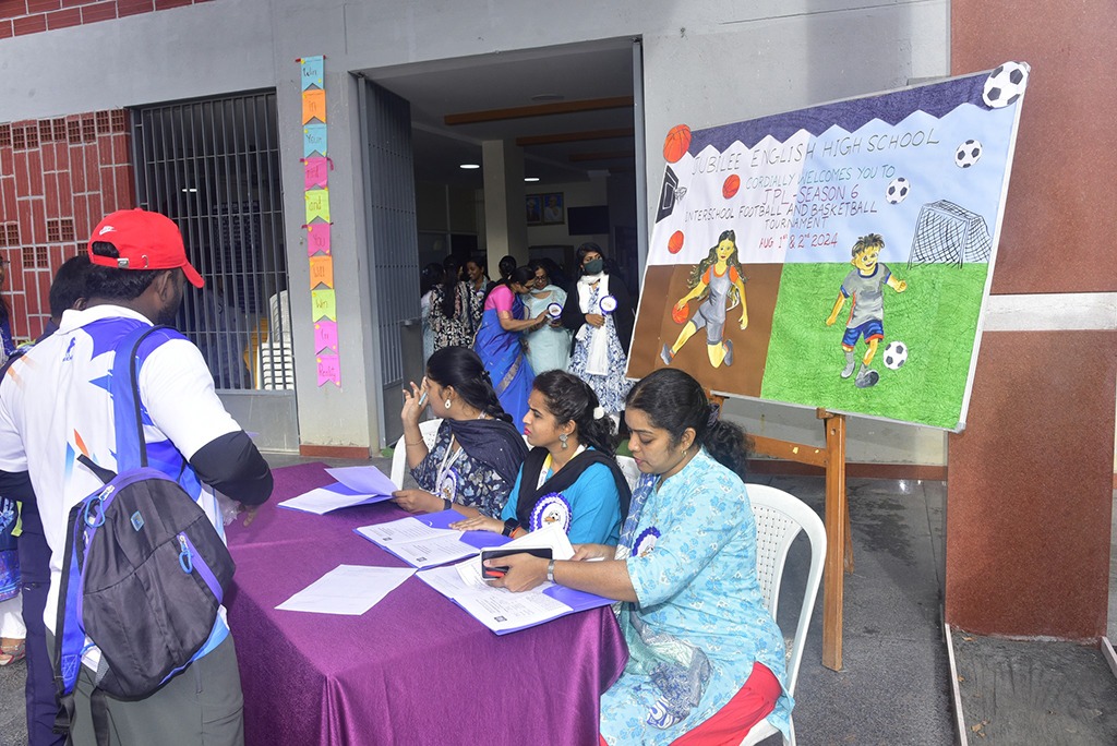 imgi_2_inter-school-sports2401