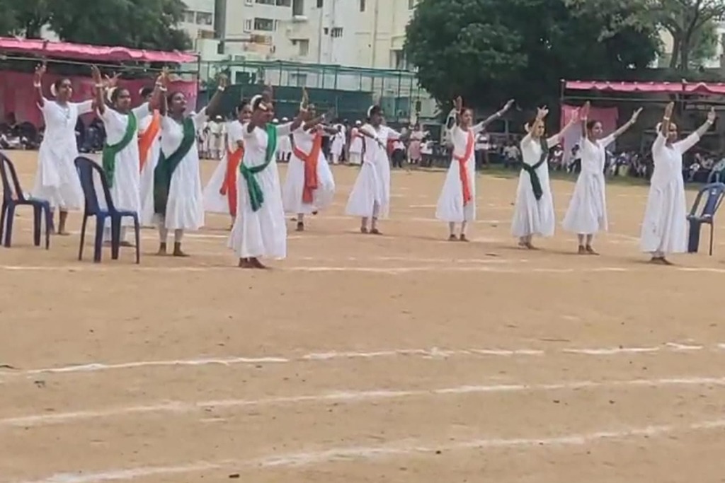 imgi_36_independence-day2435