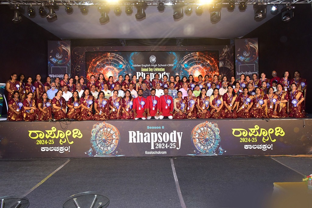 imgi_3_annual-day2402