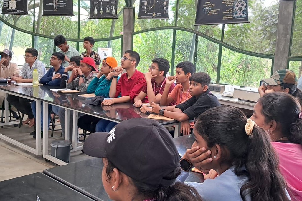 imgi_3_field-trip2402