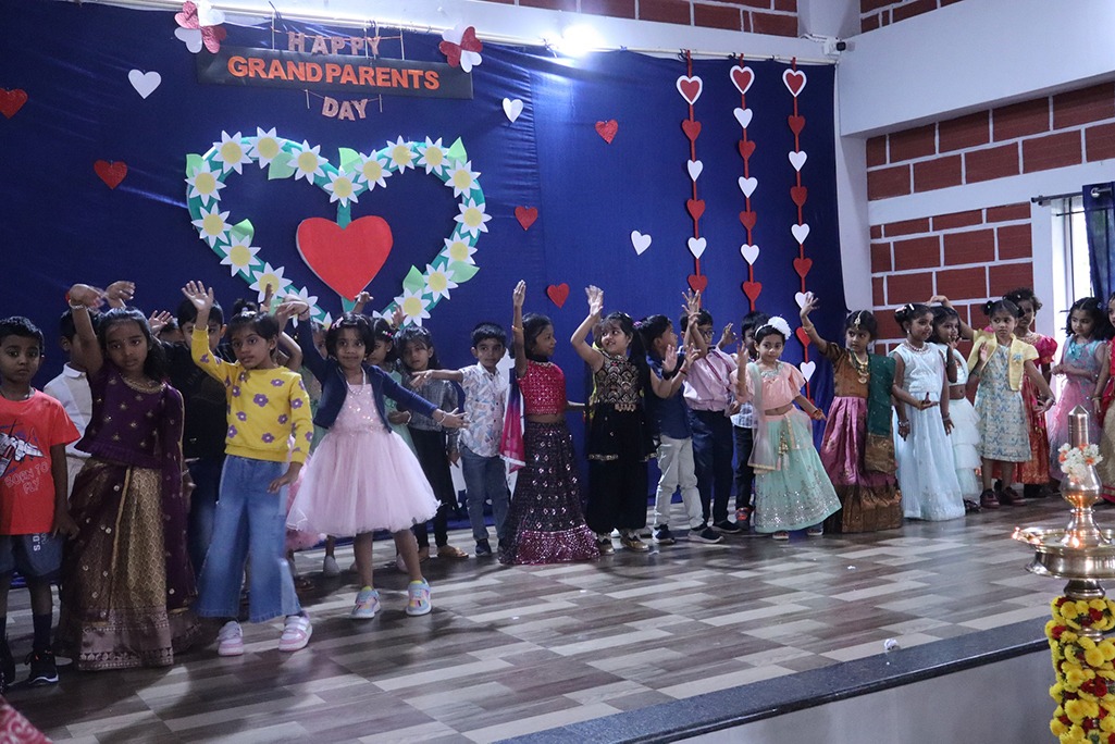 imgi_41_grandparentsday2440