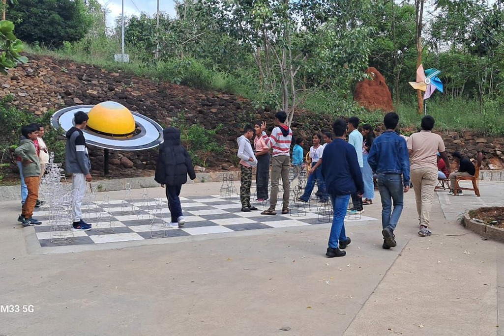 imgi_4_field-trip2403