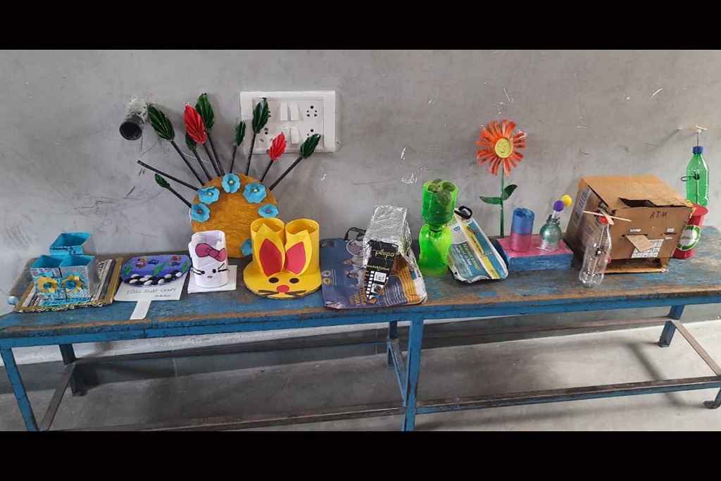 imgi_5_Creativity2404