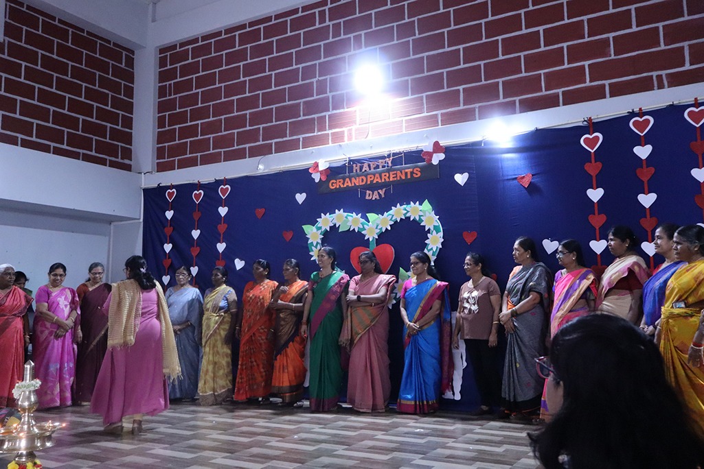 imgi_6_grandparentsday2405