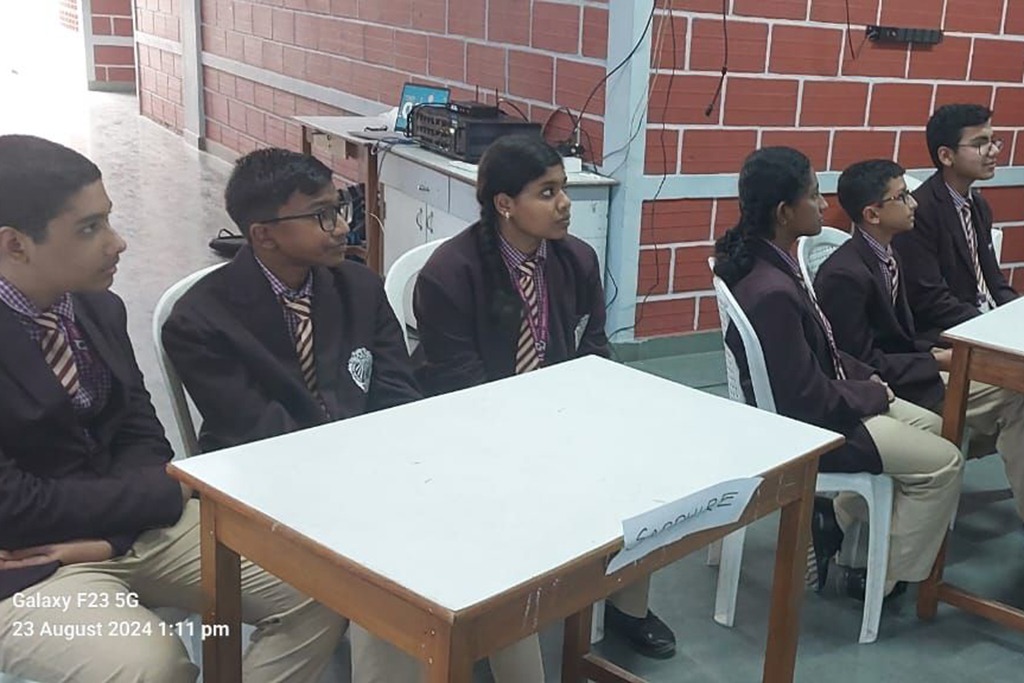 imgi_8_space-day2407