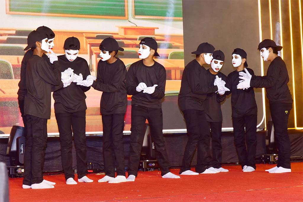 584958173_1334835355105978_1970662980393455575_n