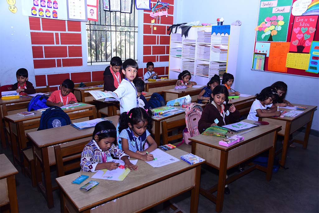 BusyBees Season-7-2505