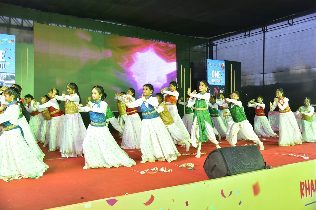 imgi_10_annualday2409