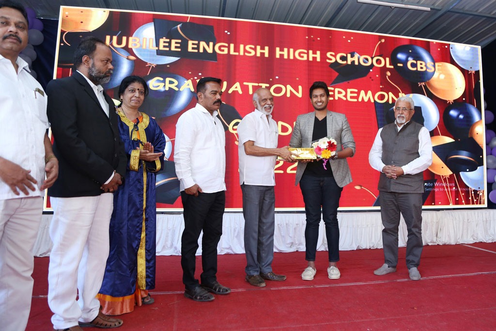 imgi_10_graduationday2309