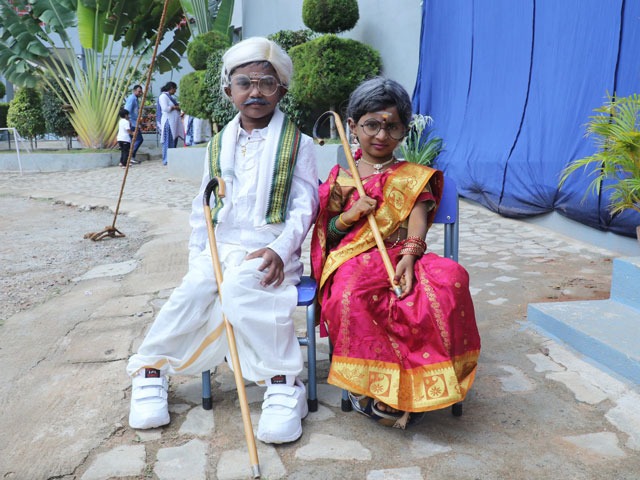 imgi_10_grandparentsday2209