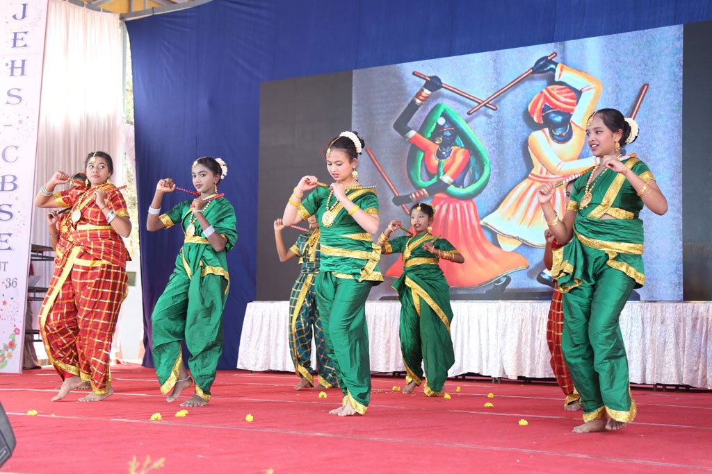 imgi_12_annualday2311