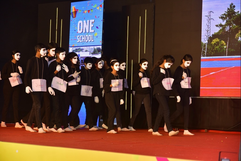 imgi_13_annualday2412