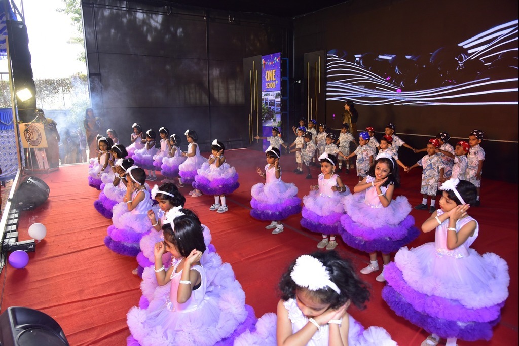 imgi_14_annualday2413