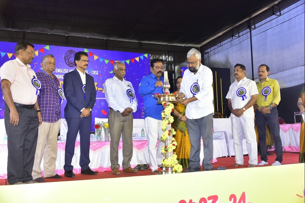 imgi_15_annualday2414