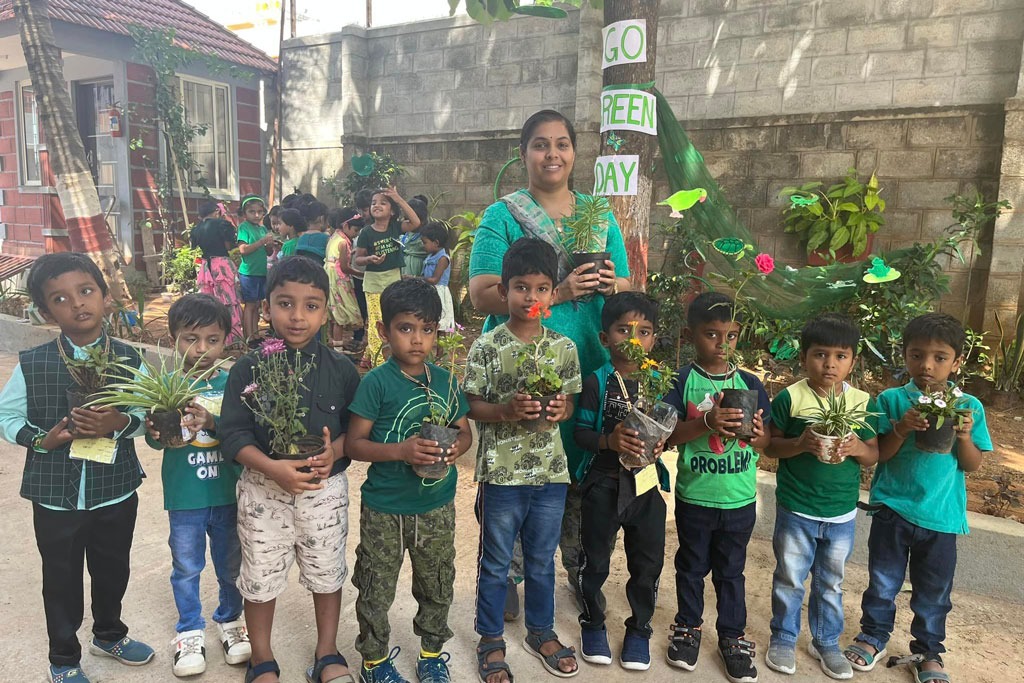 imgi_3_greendayukg2302