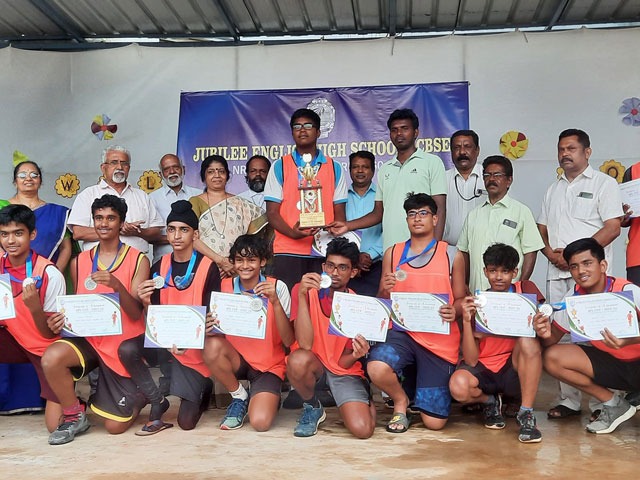 imgi_4_league2203 (1)