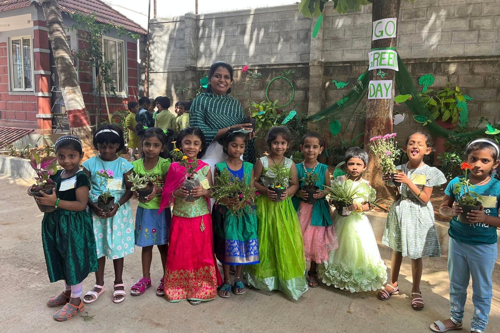 imgi_5_greendayukg2304