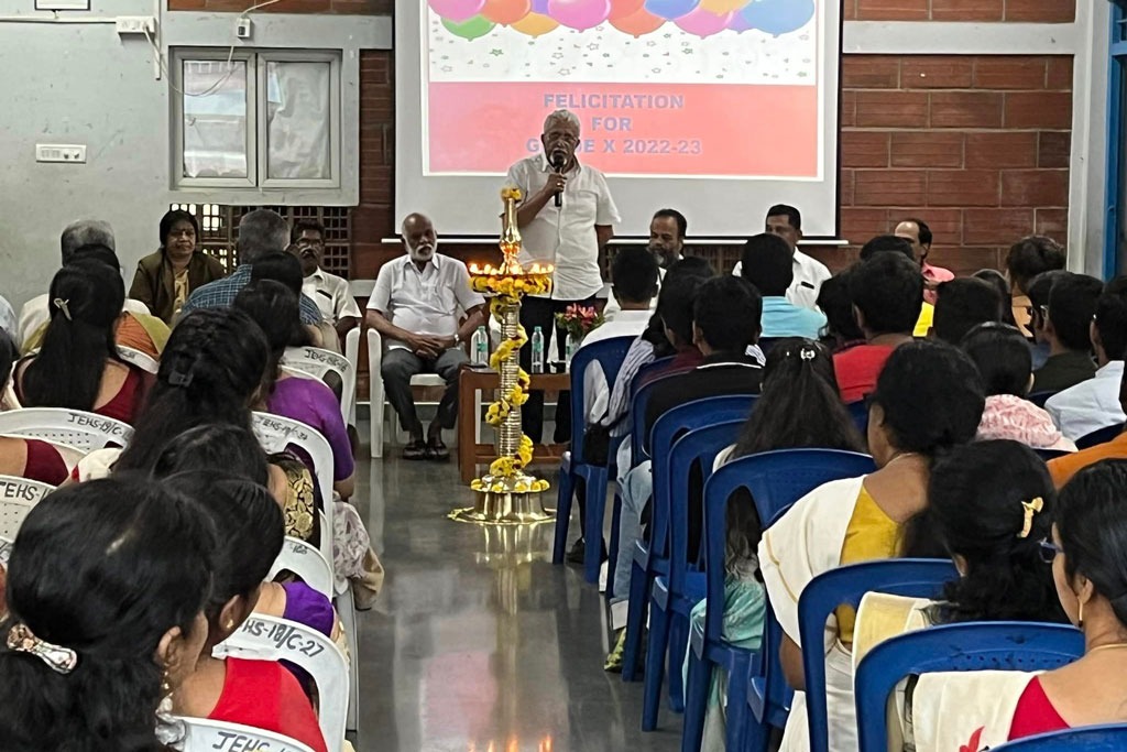 imgi_7_felicitation2306