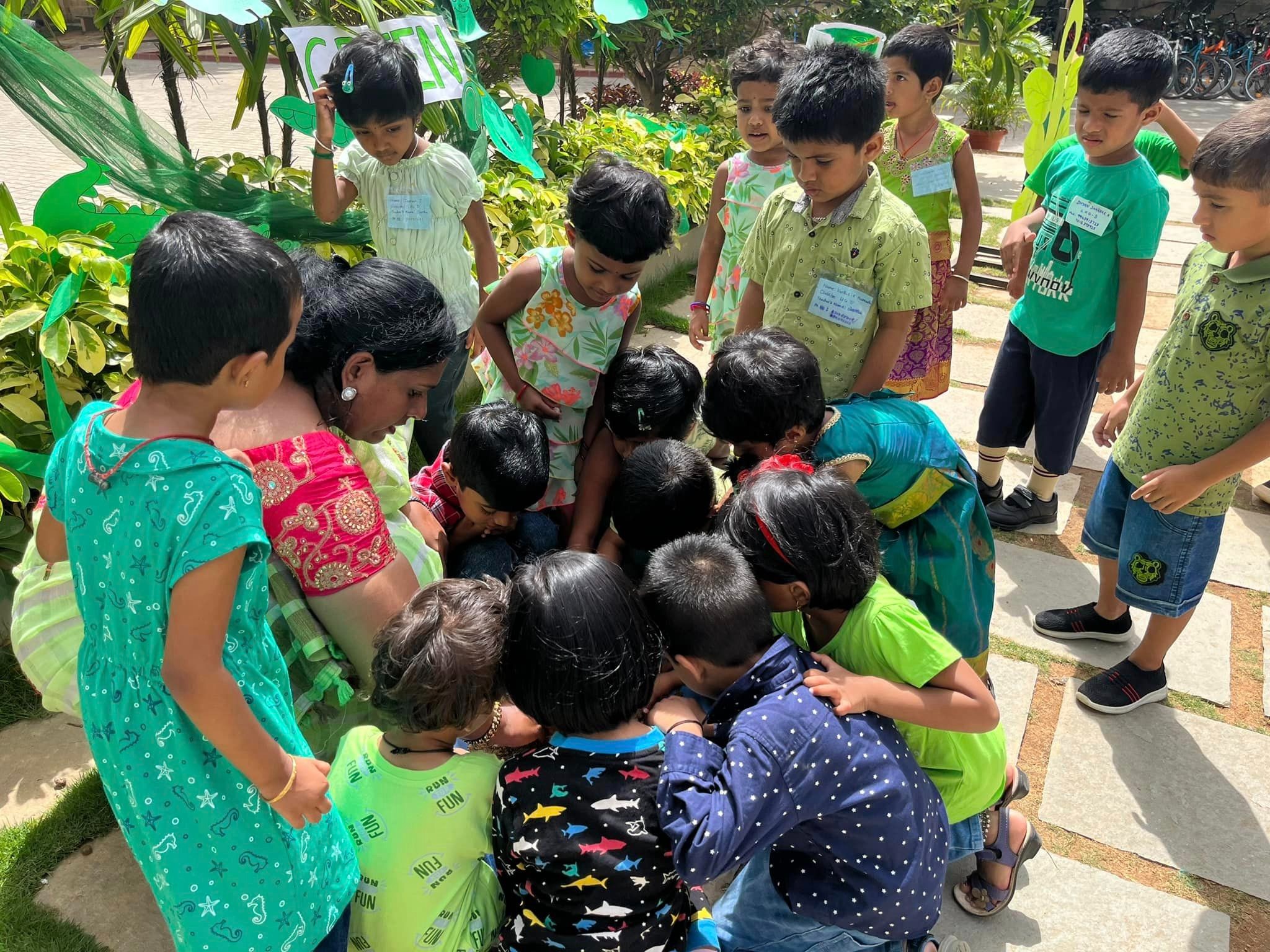 imgi_8_greendaylkg2307