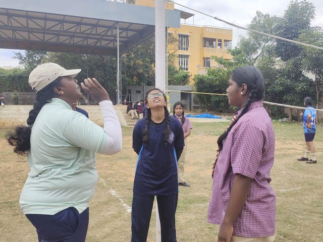 imgi_8_interhouse2207