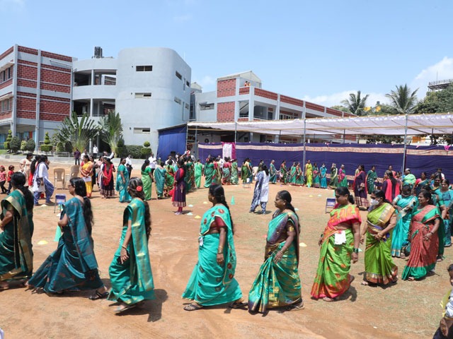 imgi_9_grandparentsday2208