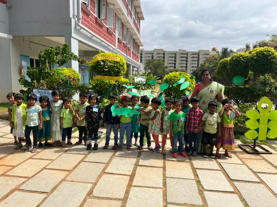 imgi_9_greendaylkg2308