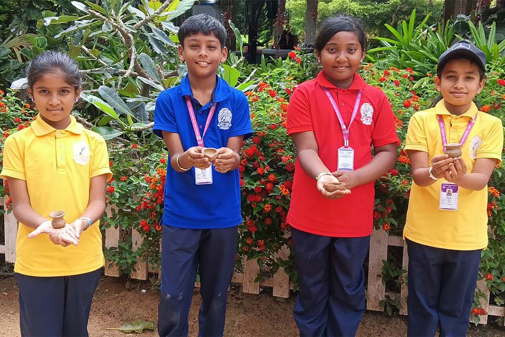 world-outside-school-walls-2509