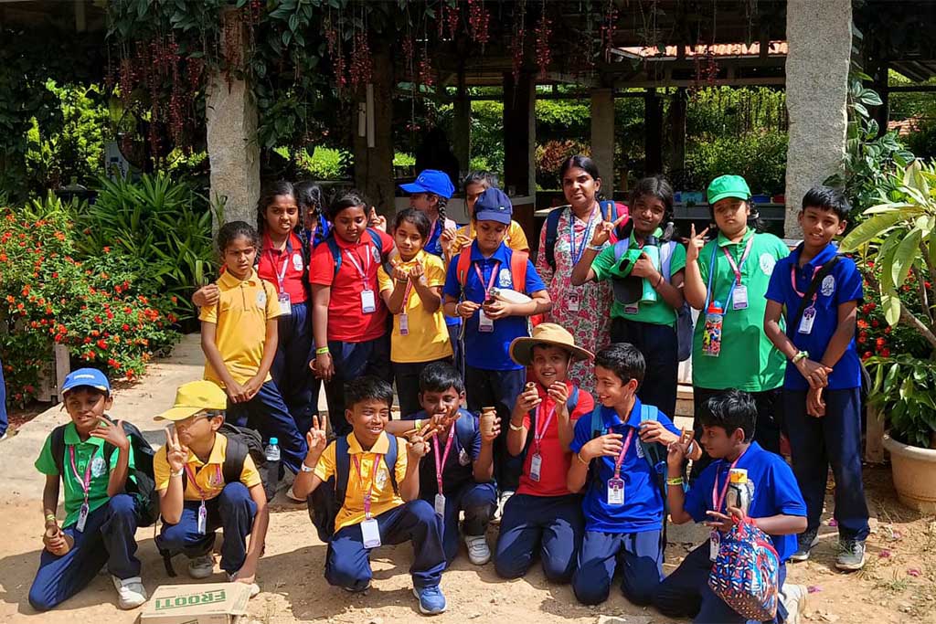 world-outside-school-walls-2512